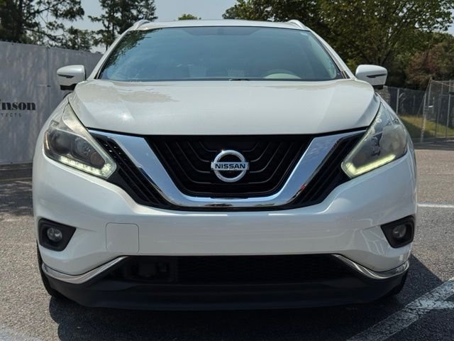 Used 2018 White Nissan SL image 2