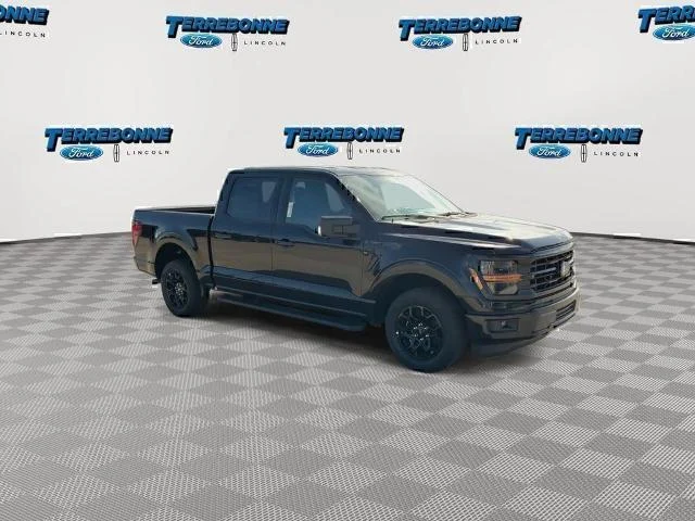 New 2026 Agate Black Metallic Ford XLT image 2