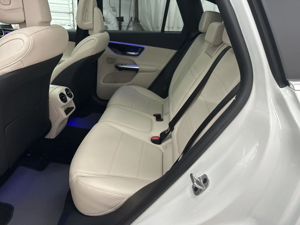 Used 2026 White Mercedes-Benz GLC 300 image 21