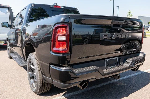 New 2026 Diamond Black Crystal Pearl-Coat Exterior Paint RAM Express image 7