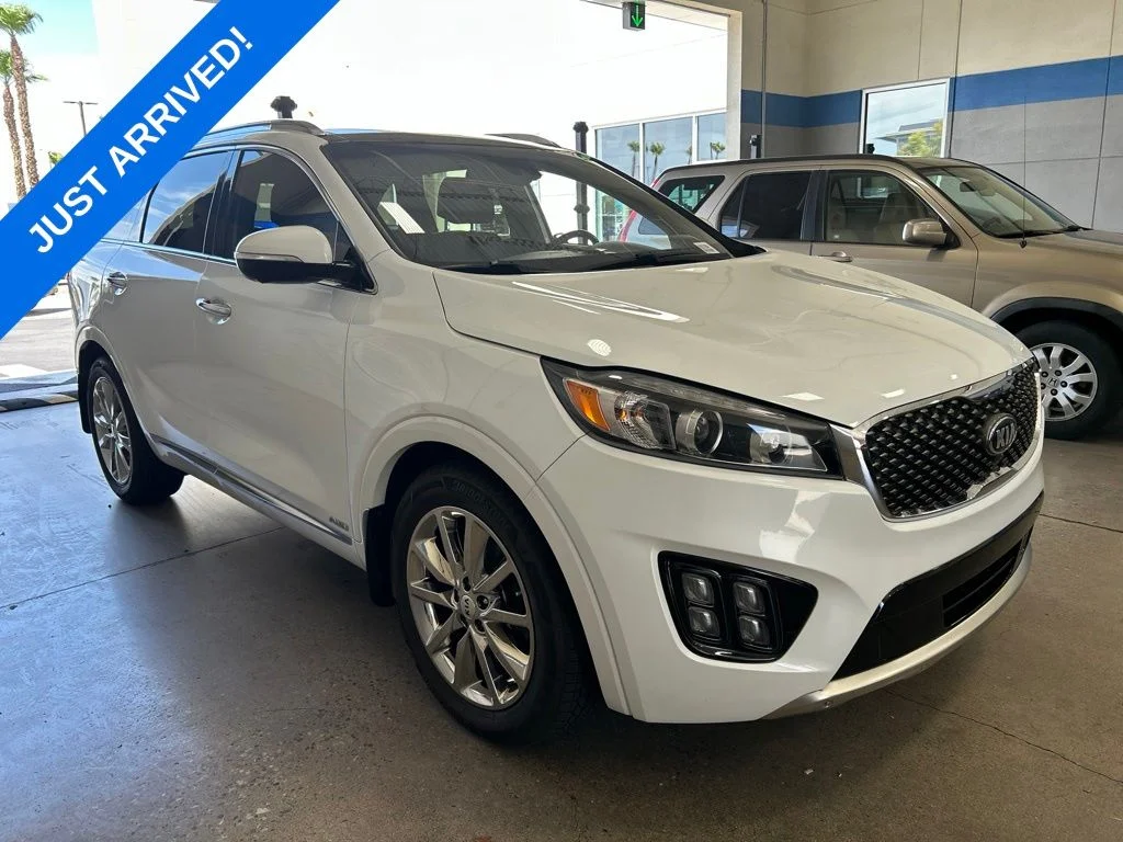 Used 2017 Snow White Pearl Kia SX Limited image 2