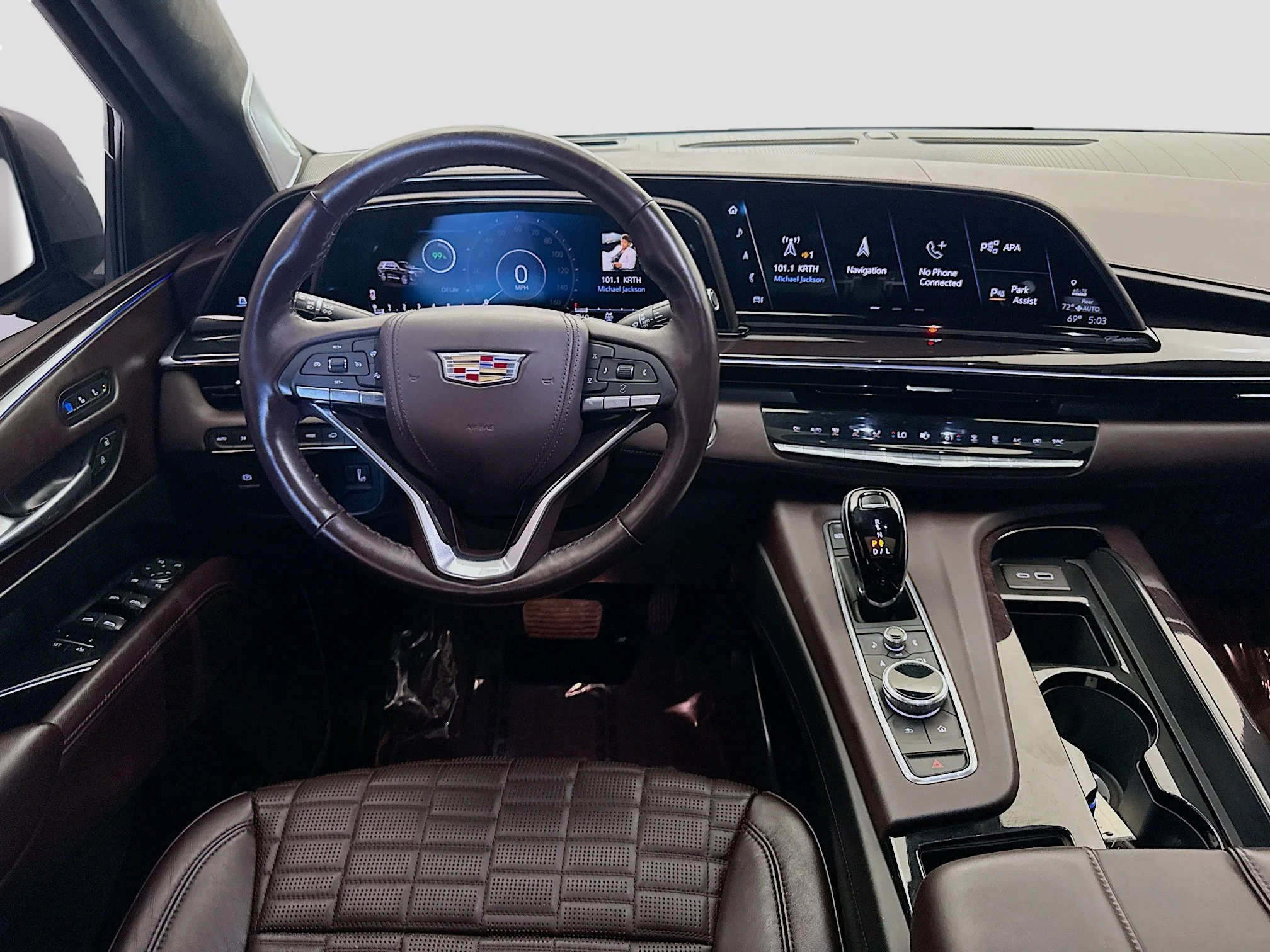 Used 2022 Satin Steel Metallic Cadillac Sport Platinum image 25
