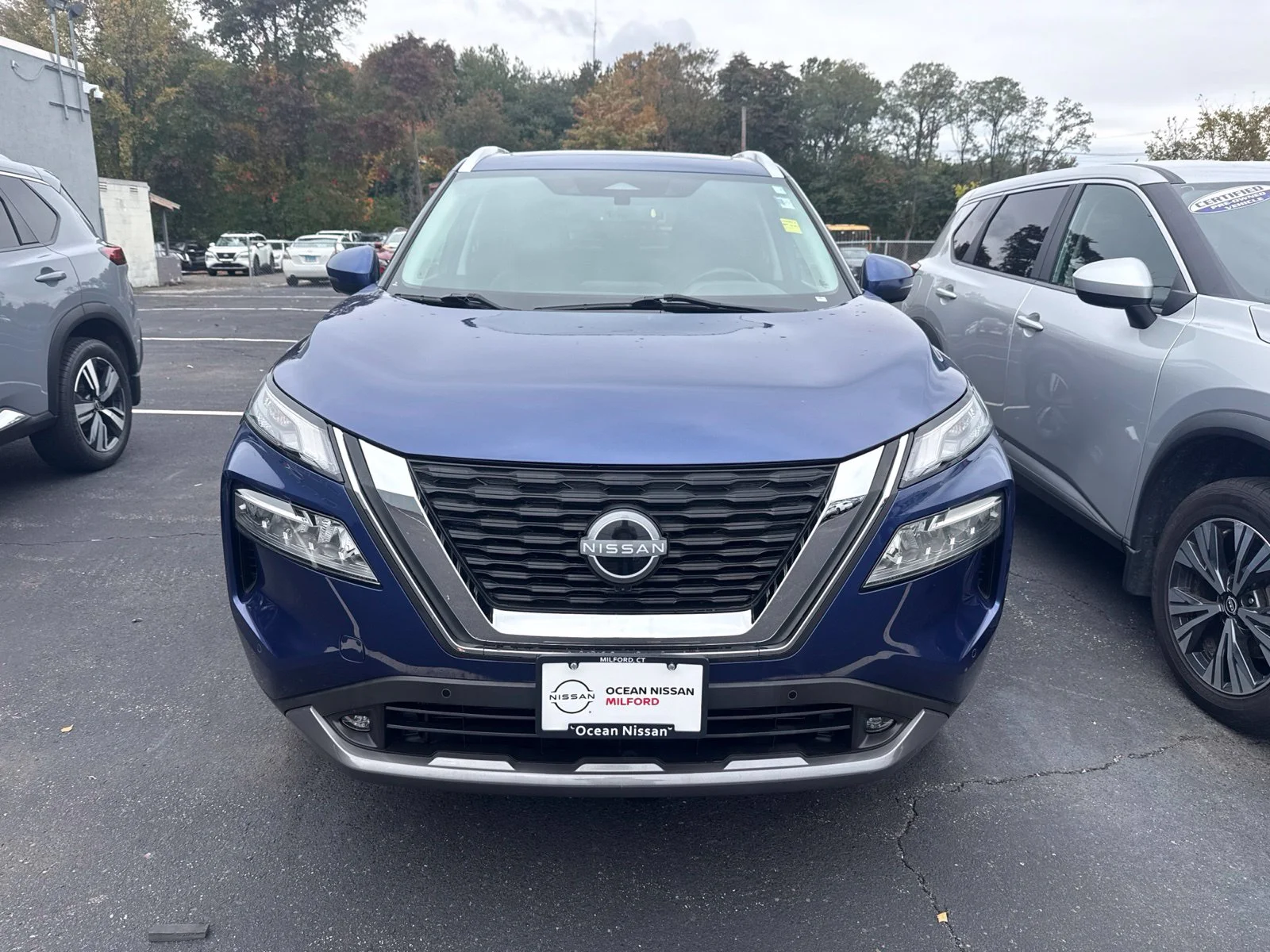Certified Used 2022 Caspian Blue Metallic Nissan SL image 16