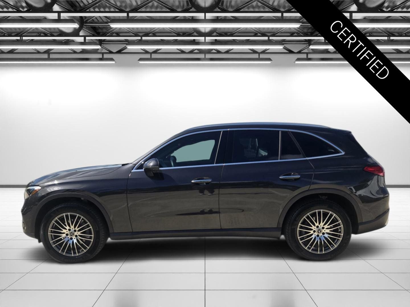 Certified Used 2026 Graphite Grey Metallic Mercedes-Benz GLC 300 image 6