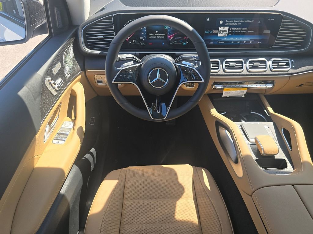 New 2026 MANUFAKTUR Moonlight White Metallic Mercedes-Benz GLE 450 image 66