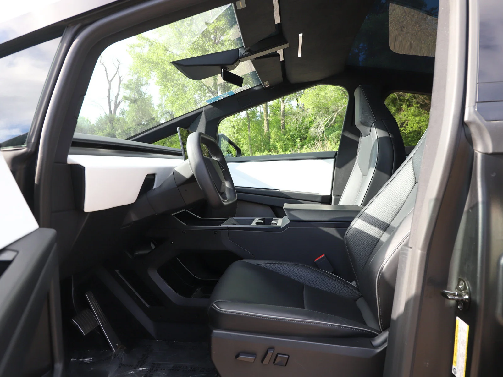Used 2024 Black Tesla Foundation image 23