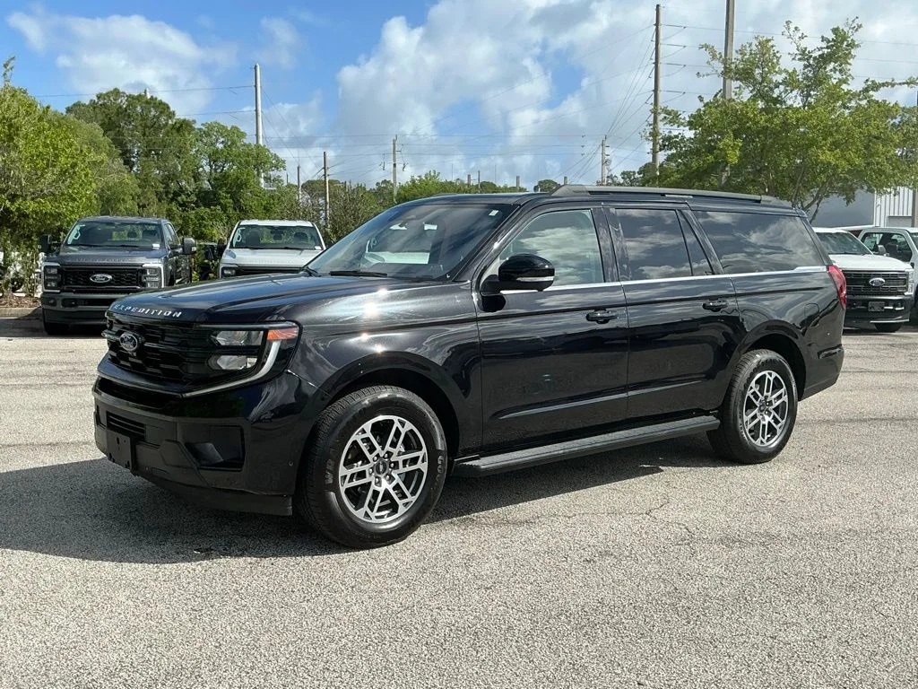 Used 2025 Black Ford Active image 2