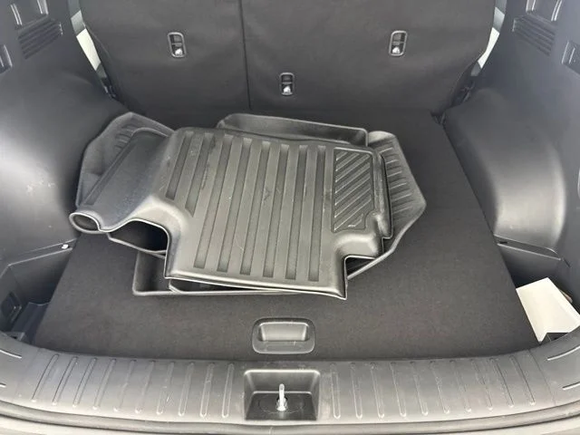 Used 2025 Gray Hyundai Limited image 27