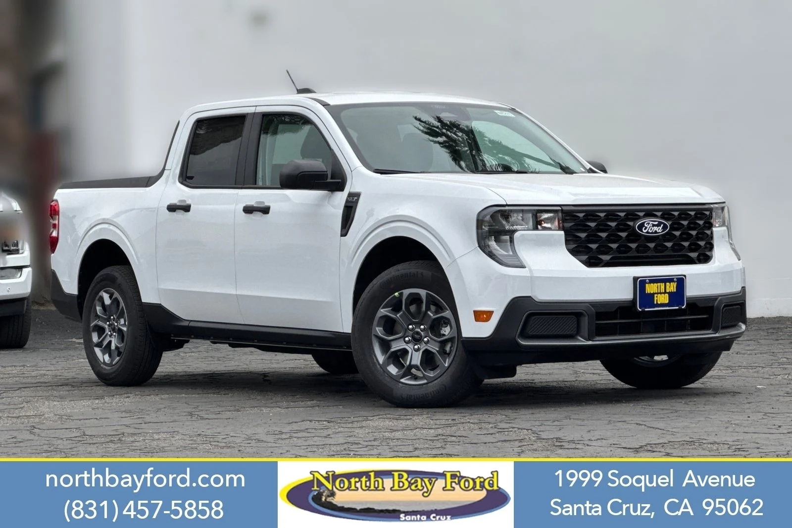 New 2026 Oxford White Ford XLT image 1