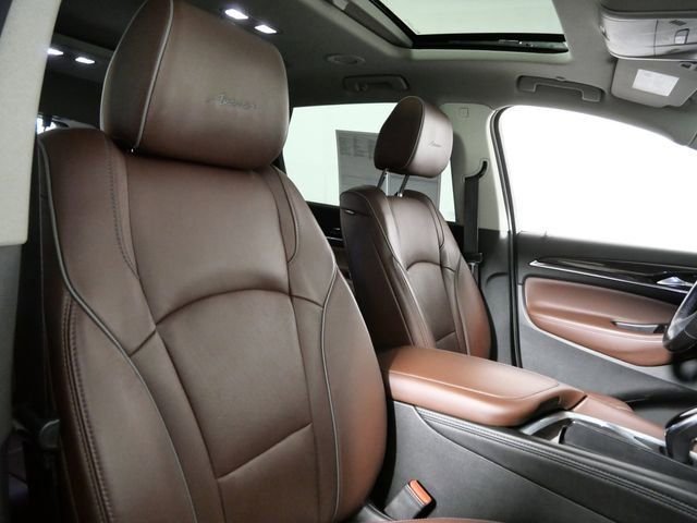 Used 2020 Gold Buick Avenir image 11