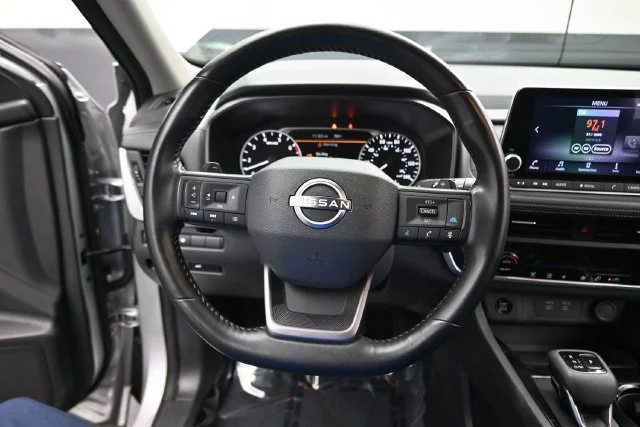Used 2025 Brilliant Silver Metallic Nissan SV image 14