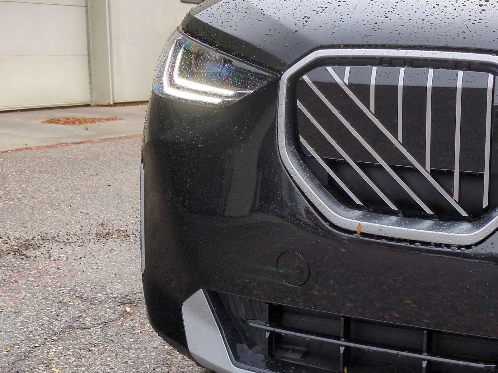 New 2026 Black Sapphire Metallic BMW 30 xDrive image 11