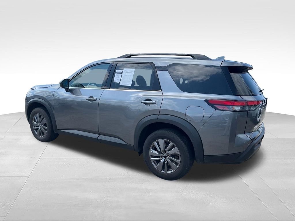 Used 2024 Gray Nissan SV image 3