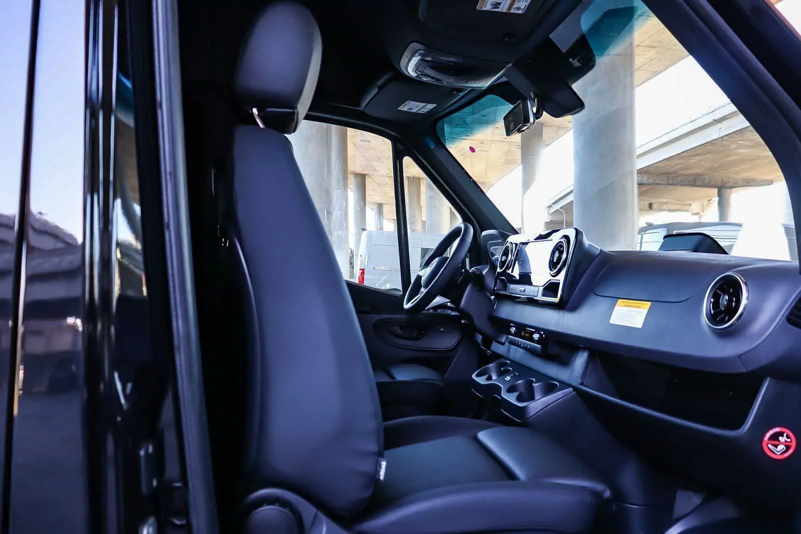 New 2026 Obsidian Black Metallic Mercedes-Benz Cargo 170WB High Roof AWD 2.0L I4 Diesel Turbo HO image 19