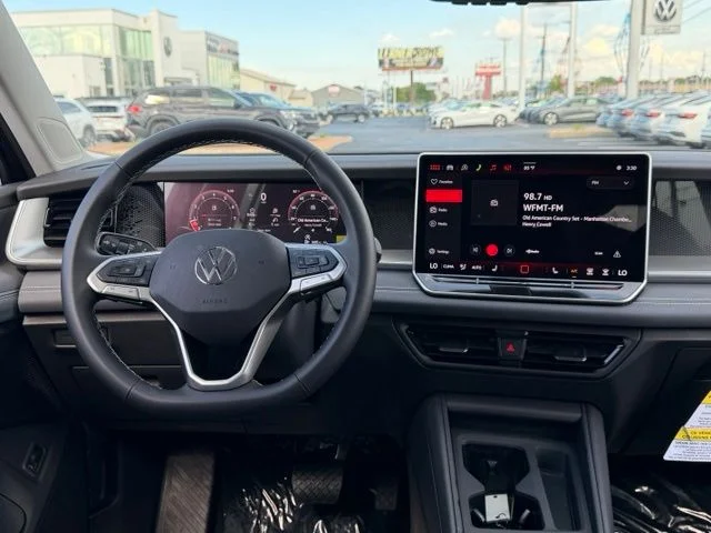 New 2026 Black Volkswagen 2.0T SE image 15