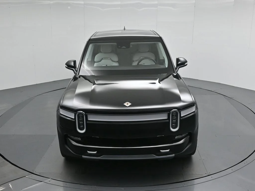 Certified Used 2023  Rivian Adventure image 30