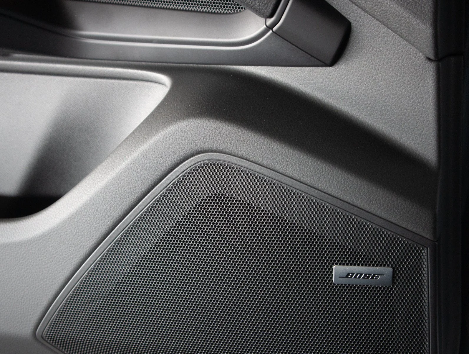 New 2026 Vanadium Grey Metallic Porsche Coupe image 26