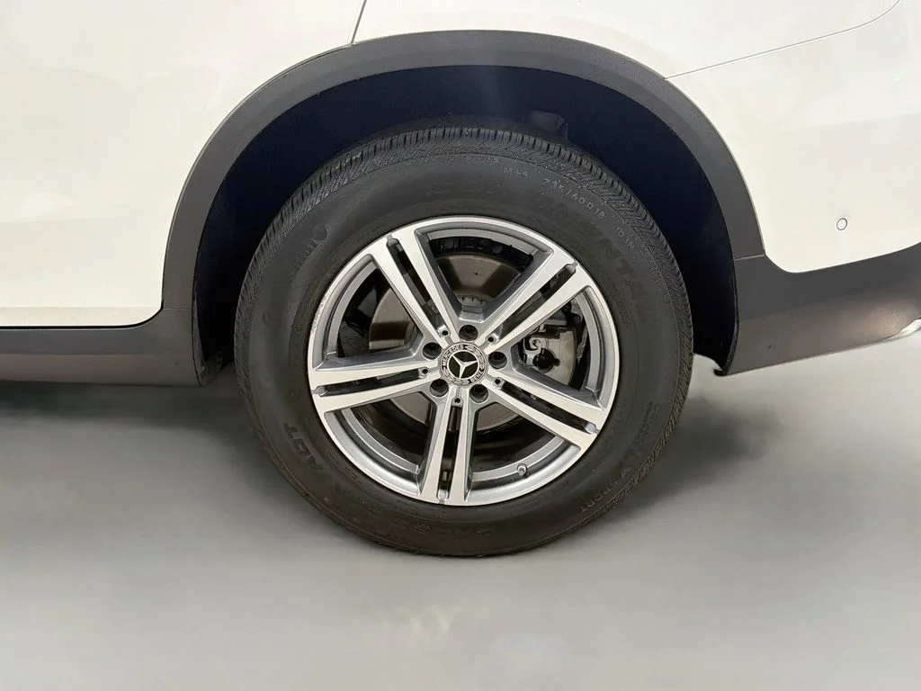 Certified Used 2022 Polar White Mercedes-Benz GLC 300 image 32