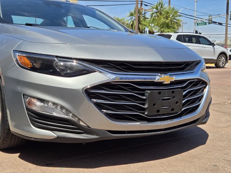 Used 2023 Sterling Gray Metallic Chevrolet LT image 5