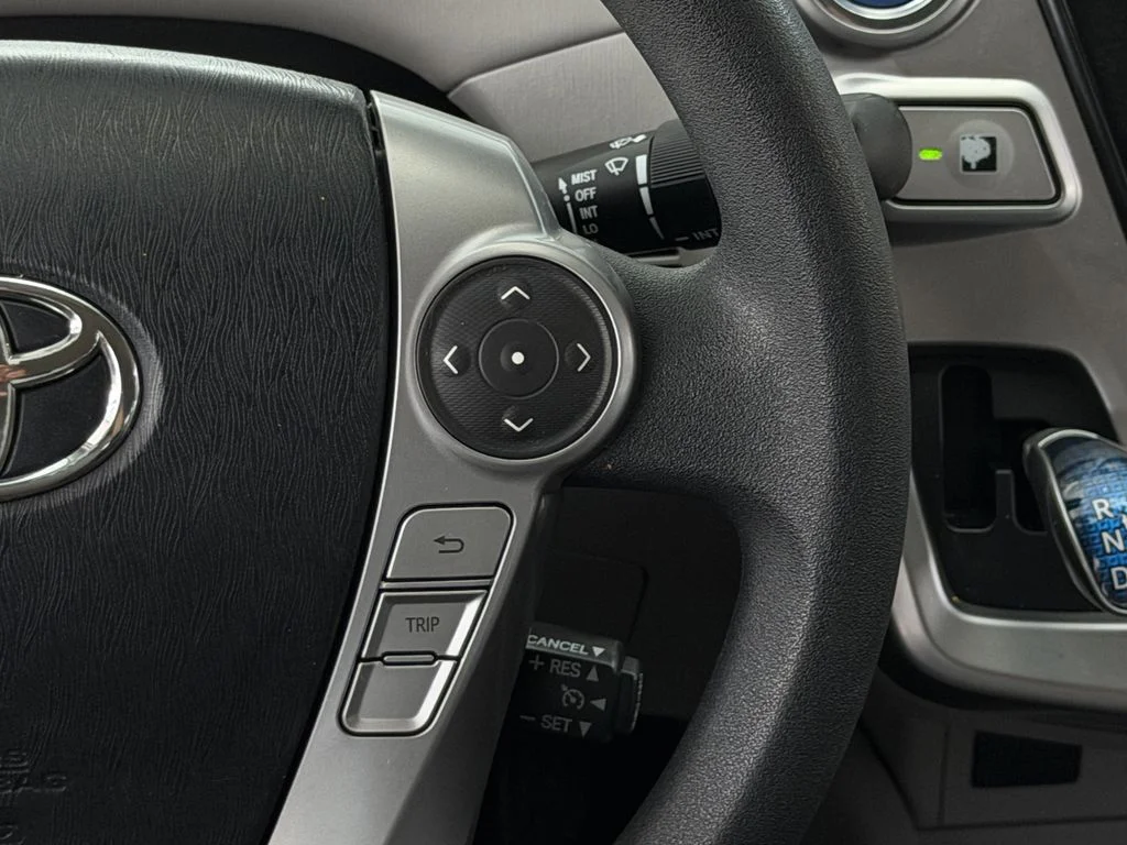 Used 2017 Gray Toyota Three image 16