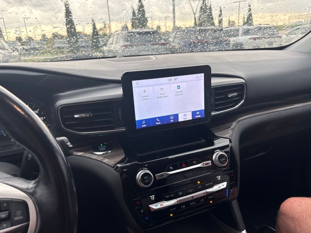 Used 2021 Silver Ford Limited image 3