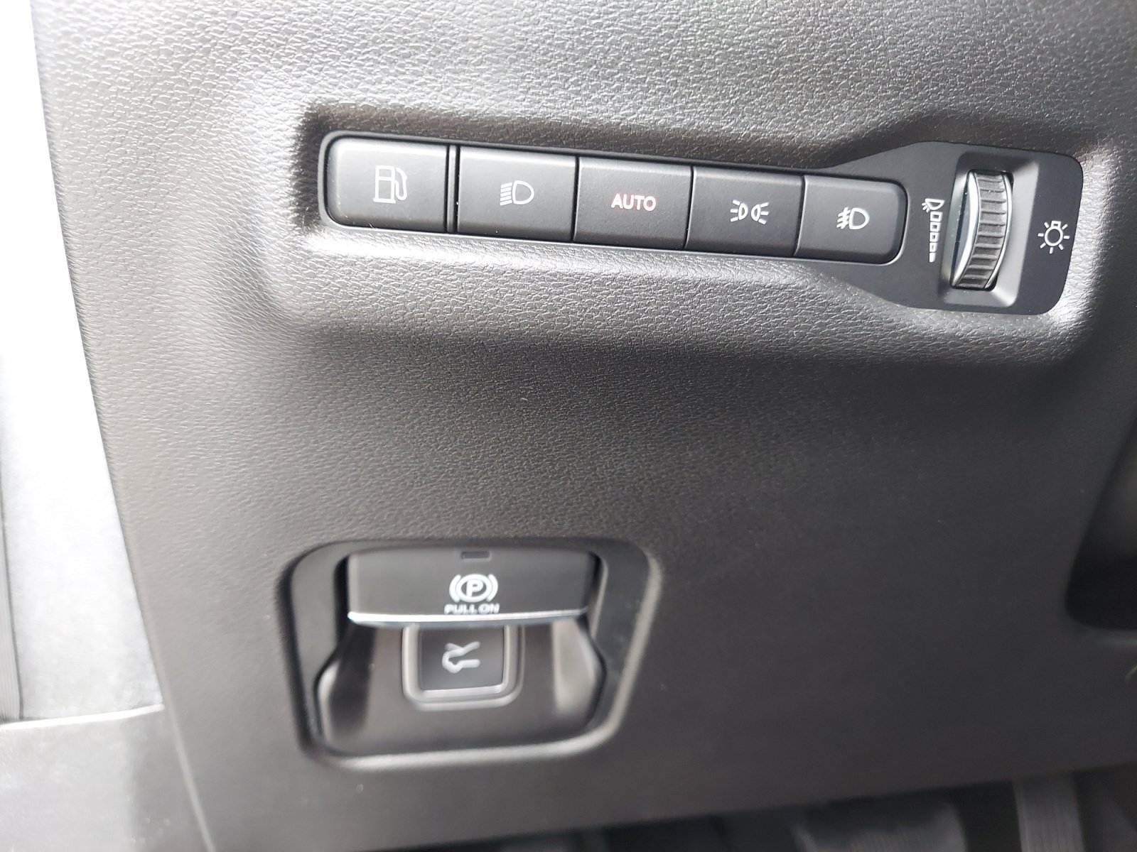 New 2026 Sting-Gray Clearcoat Jeep Laredo image 26