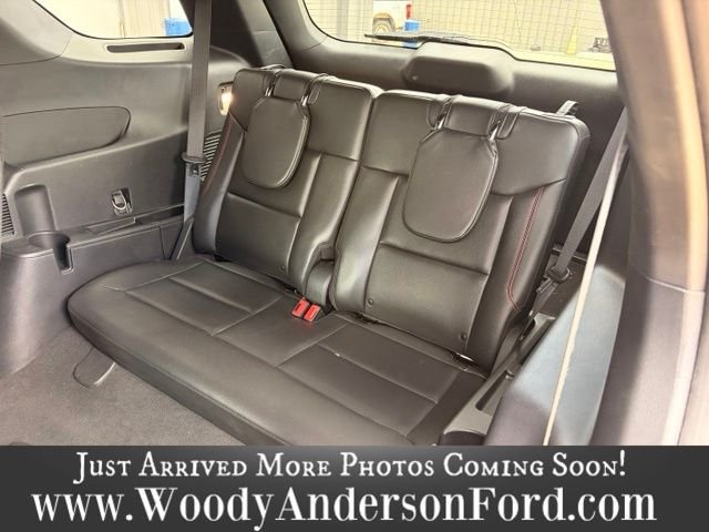 Used 2022 Carbonized Gray Metallic Ford ST-Line image 8