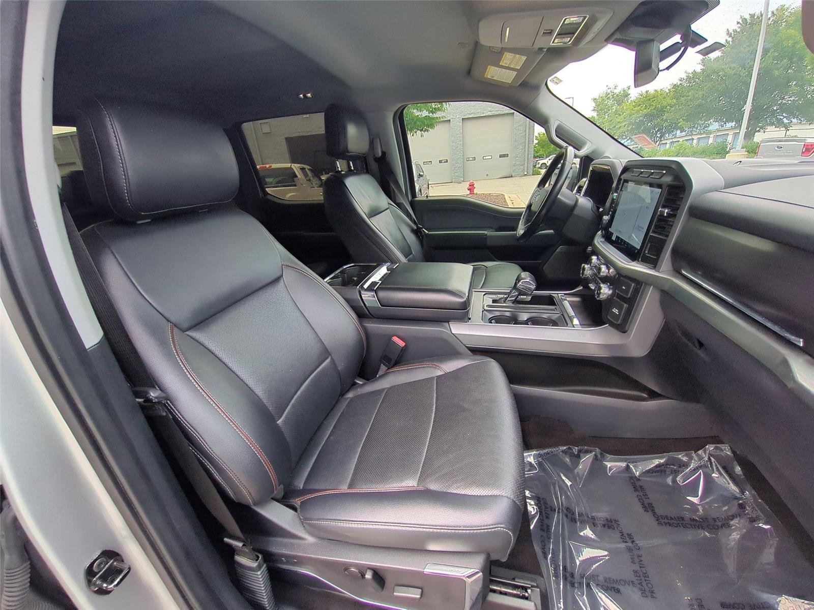 Used 2022 Iconic Silver Ford LARIAT image 38