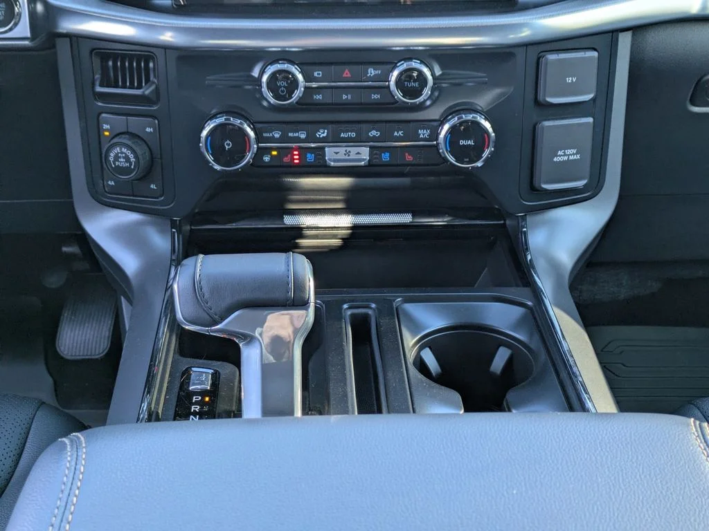New 2026 Antimatter Blue Metallic Ford Lariat image 22
