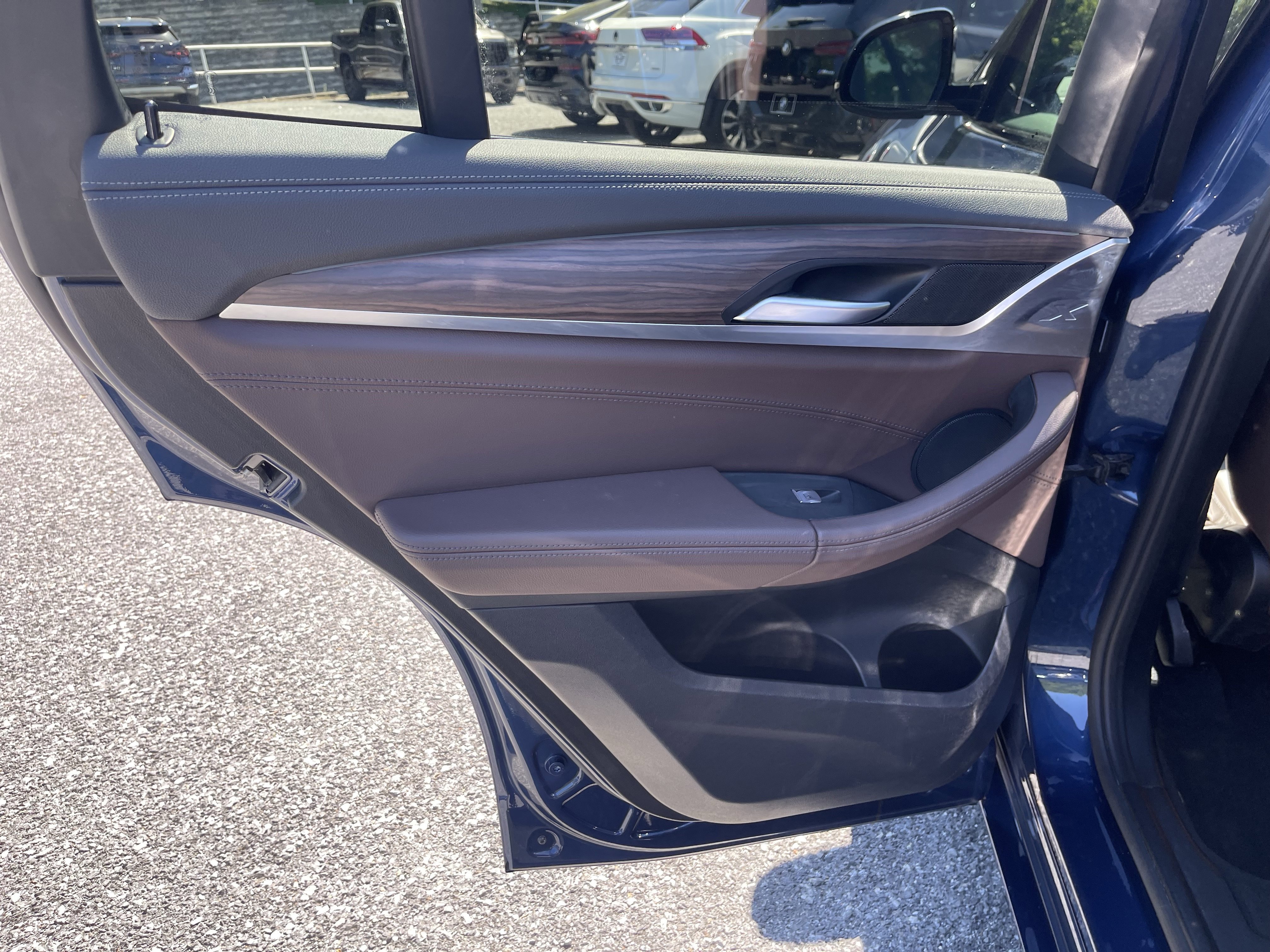 Used 2020 Phytonic Blue Metallic BMW xDrive30i image 15