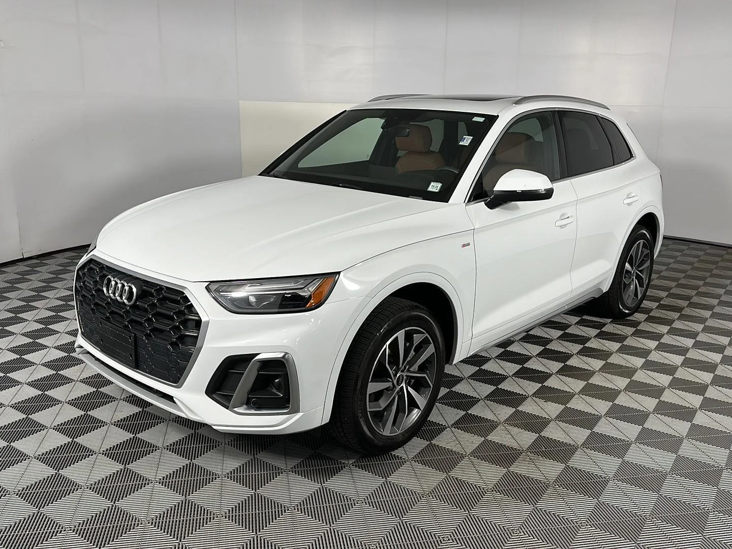 Used 2023 Glacier White Metallic Audi S line Premium image 14