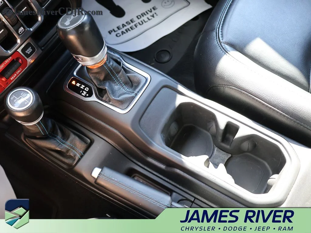 Used 2023 White Jeep Rubicon 4xe image 38