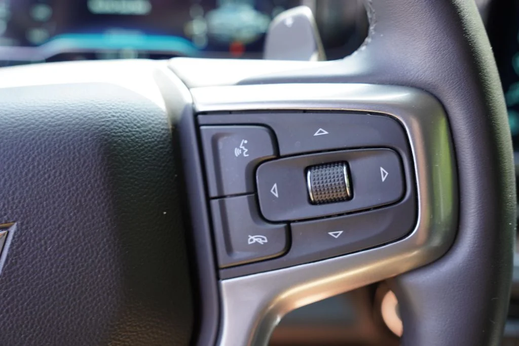 Used 2023 Black Chevrolet RST image 31
