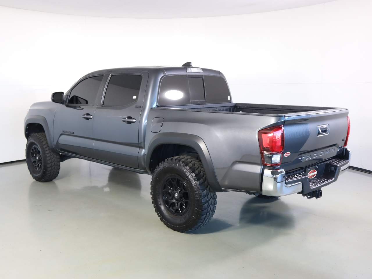 Used 2023 Magnetic Gray Metallic Toyota SR5 V6 Crew Cab image 2