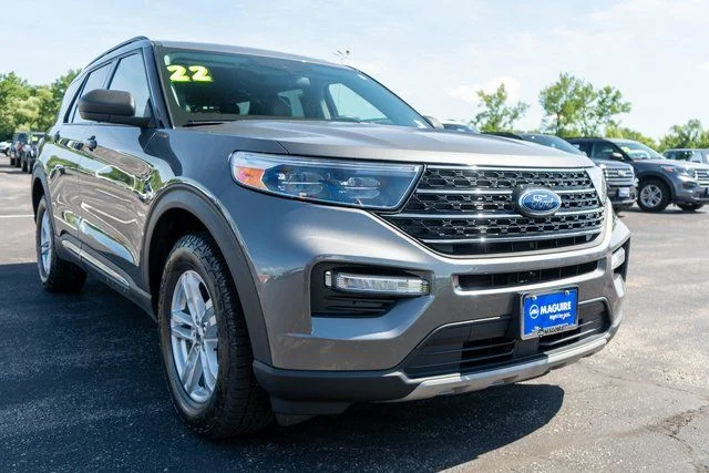 Used 2022 Gray Ford XLT image 4