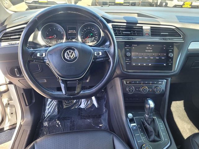 Used 2019  Volkswagen  image 9