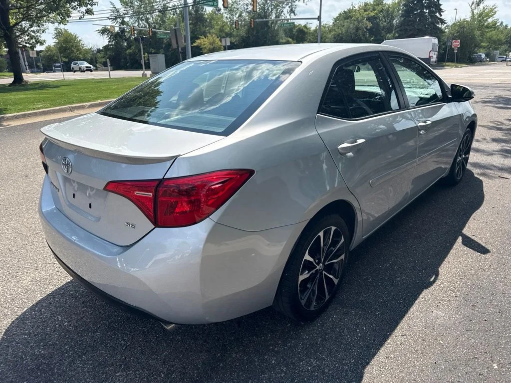 Used 2019 Silver Toyota SE image 45
