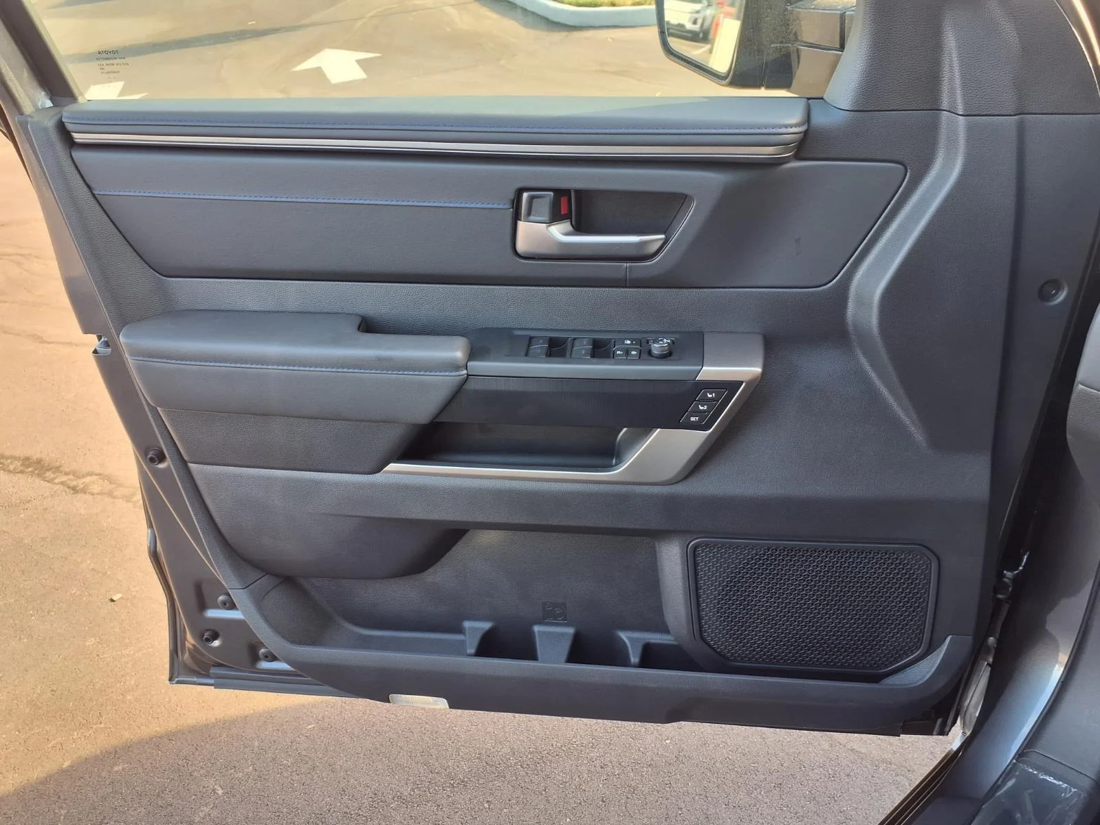 New 2026 Magnetic Gray Metallic Toyota  Platinum image 14