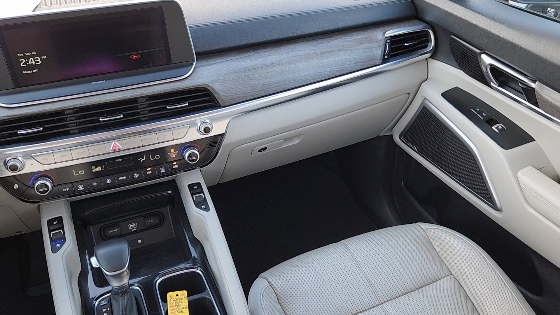 Certified Used 2022 Gravity Gray Kia EX image 6