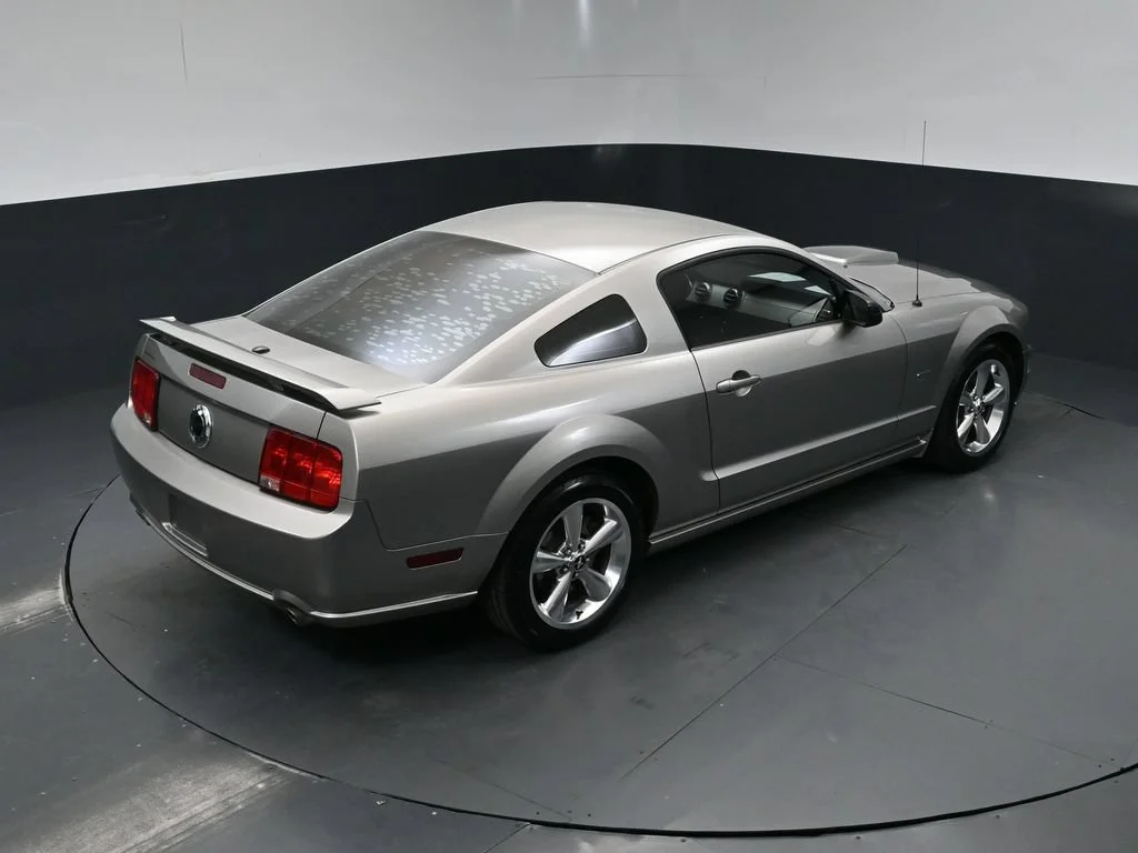 Used 2008 Gray Ford GT Deluxe image 36