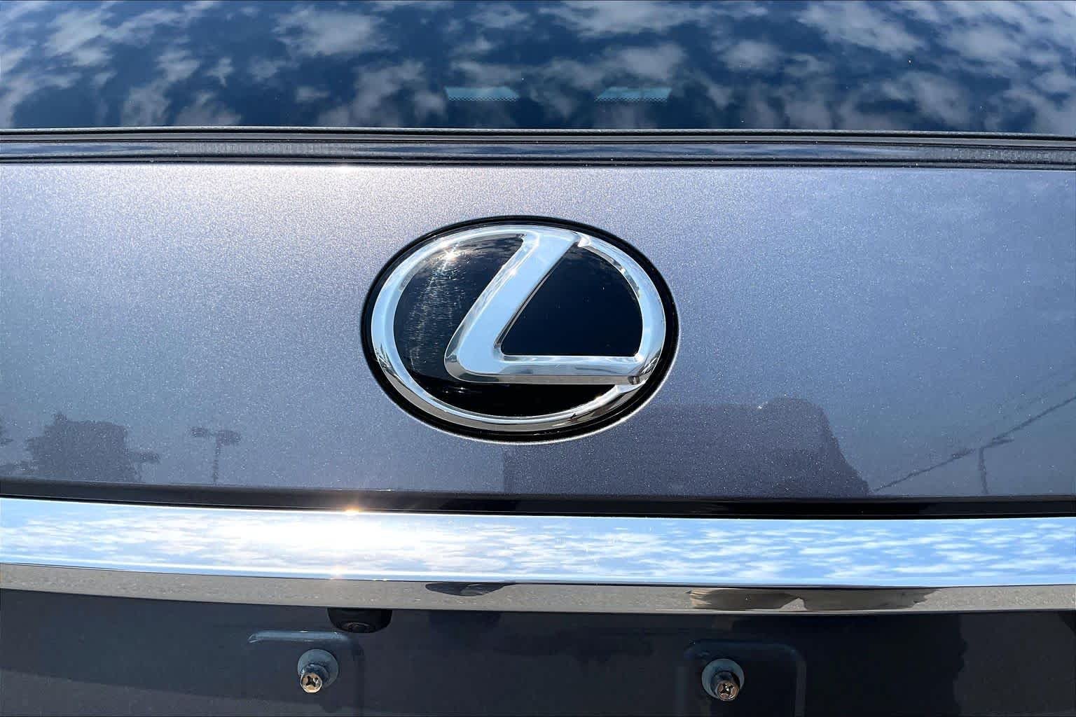 Used 2020 Nebula Gray Pearl Lexus  image 32
