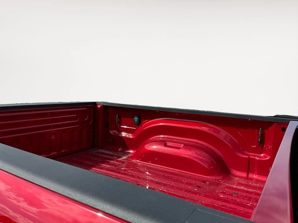New 2026 Molten Red Pearl-Coat Exterior Paint RAM Laramie image 11