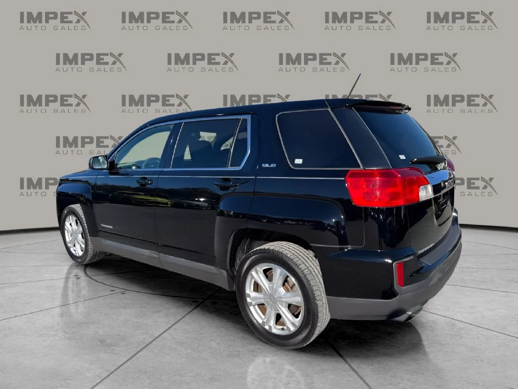 Used 2017 Black GMC SLE-1 image 3