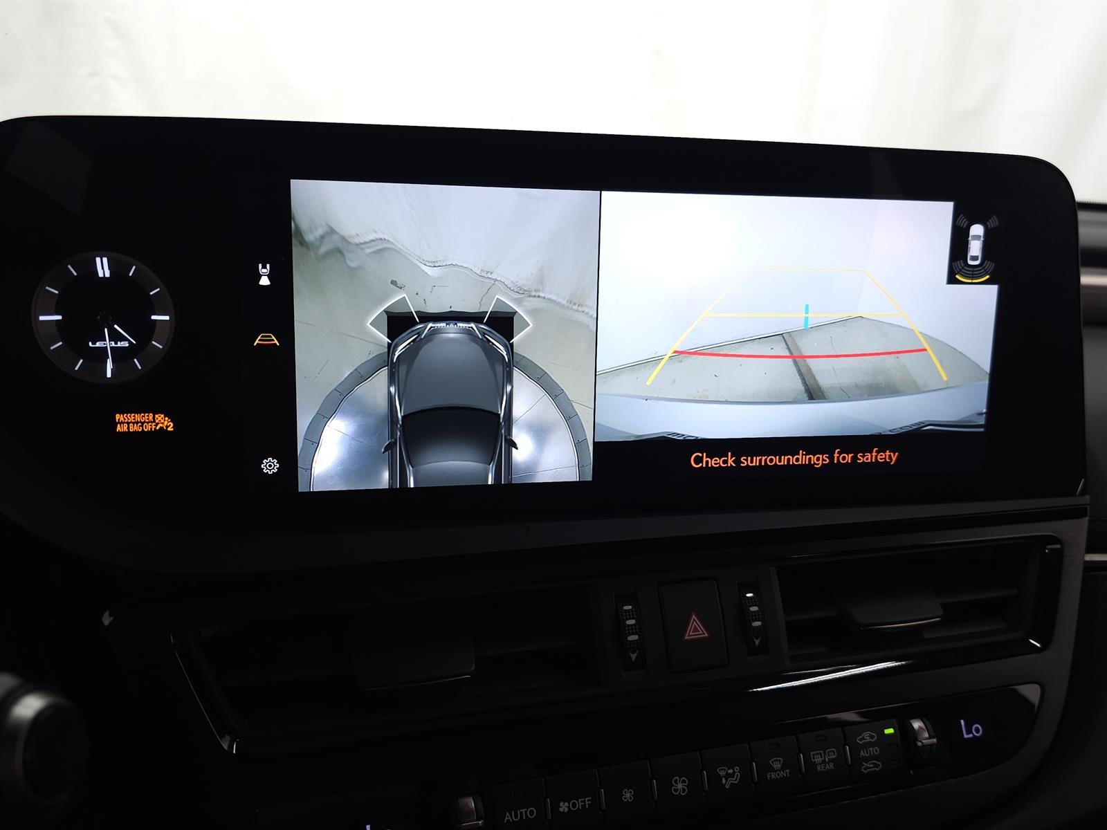 Certified Used 2023 Iridium 1l2 Lexus F SPORT Handling image 27