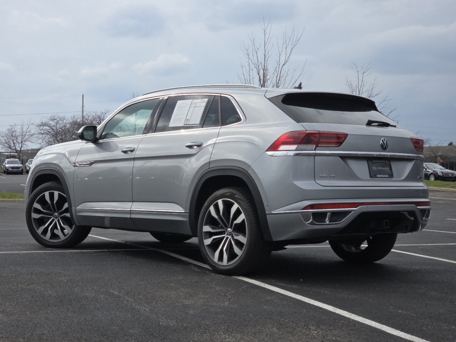 2022 Volkswagen Atlas Cross Sport SEL Premium R-Line - Photo 19