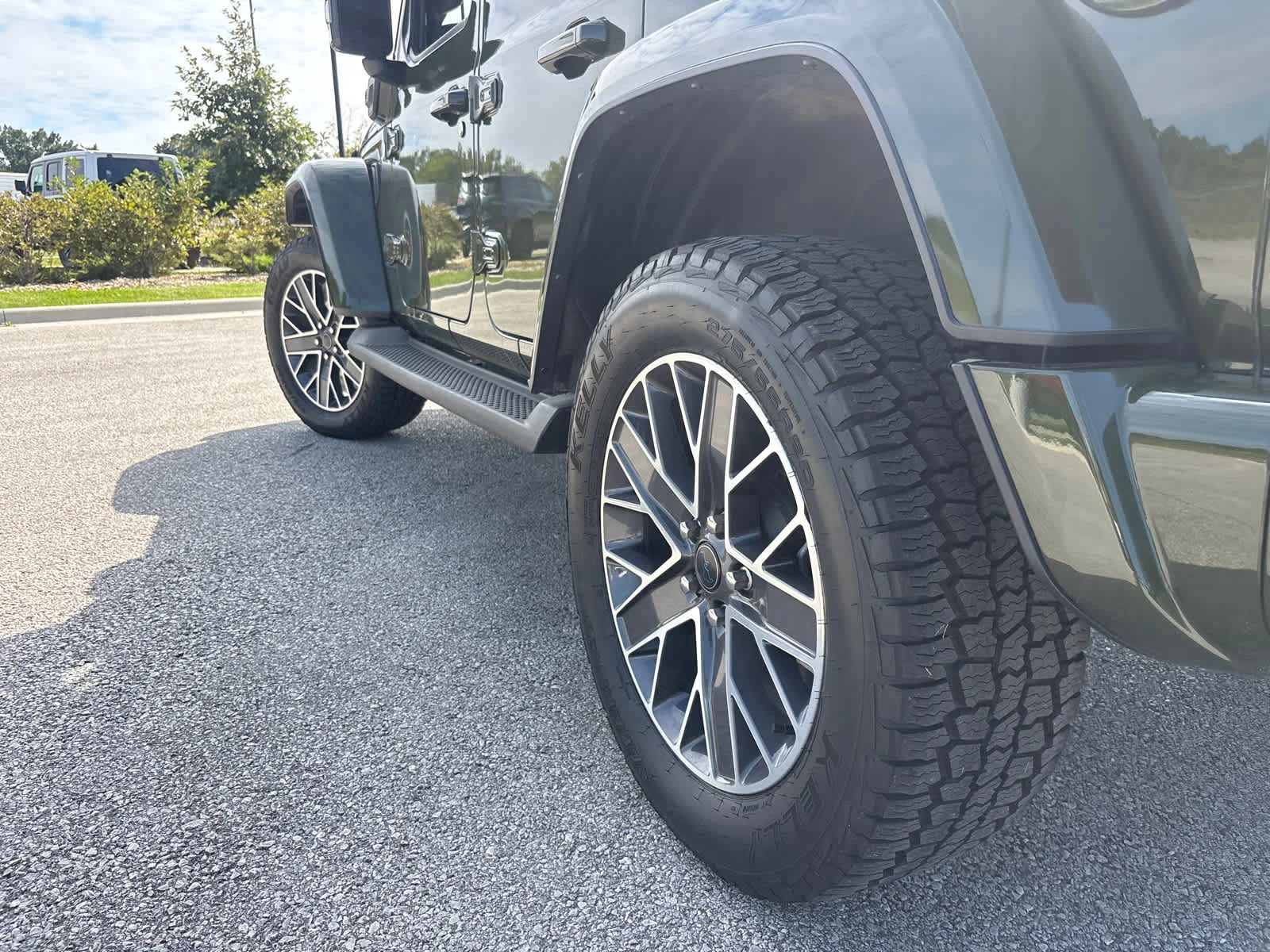 Used 2024 Sarge Green Clearcoat Jeep High Altitude image 7