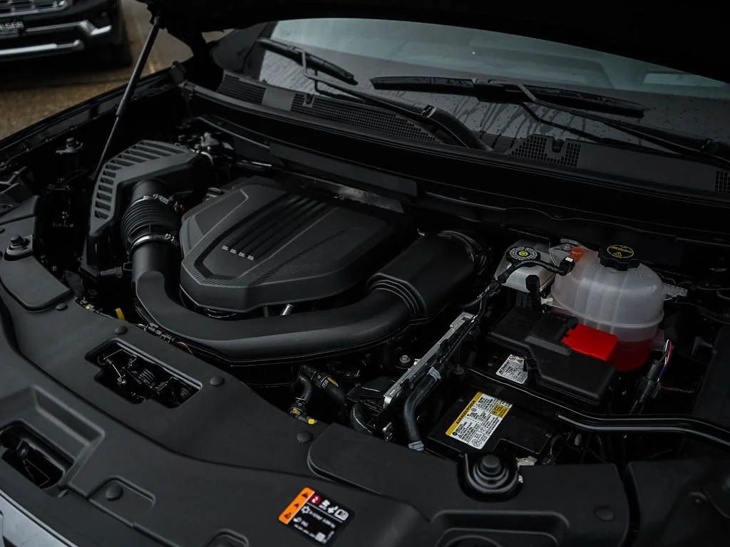 2026 GMC Acadia Denali Ultimate - Photo 6