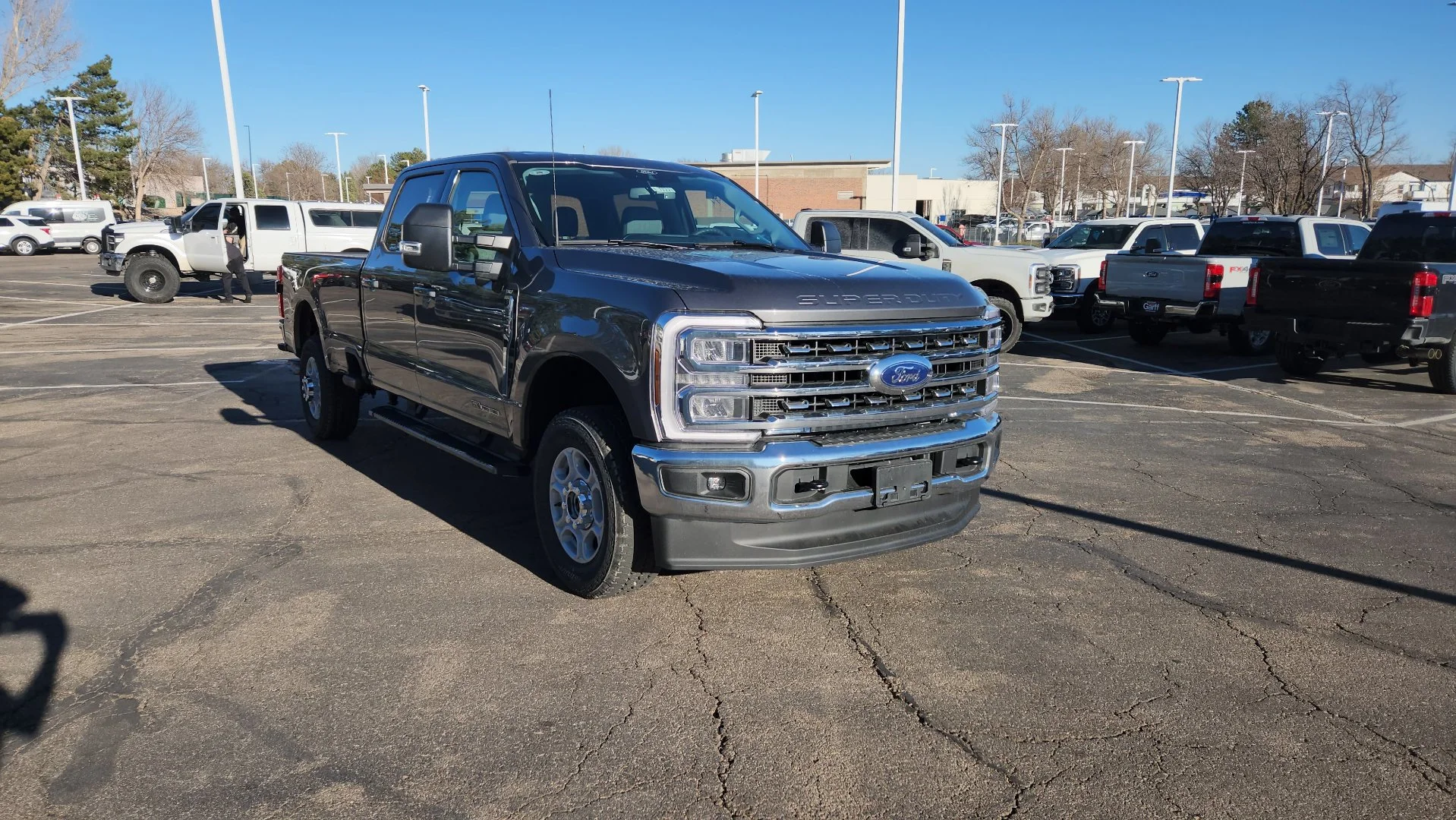 New 2026 Carbonized Gray Metallic Ford XLT image 20