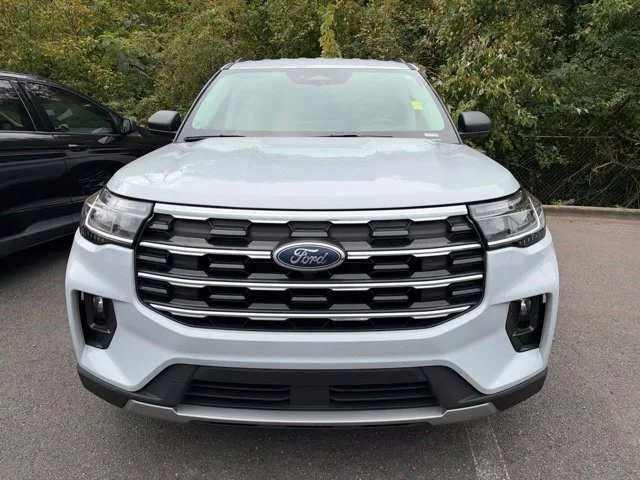 Certified Used 2025 White Ford Active image 5