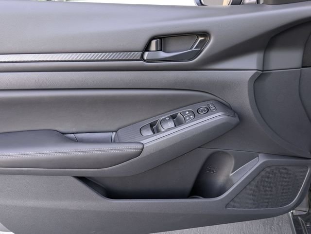 New 2026 Gun Metallic Nissan 2.5 SV image 18